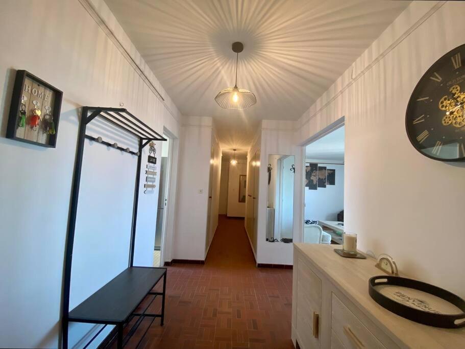 Le Buffel - Appartement 4 Chambres, Parking, Wi-Fi, Tram - 8Pers Montpellier Eksteriør billede